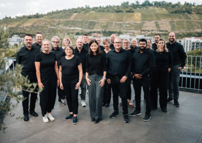 NEUES TEAMFOTO
